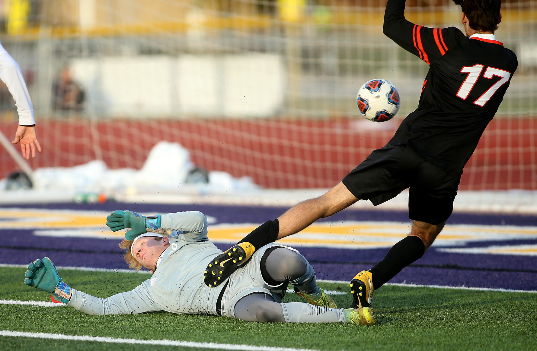 110119-mda-spt-sectional-soccer-011
